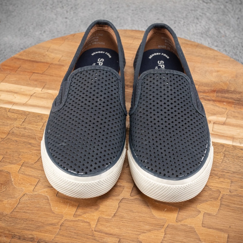 Sperry Women's Navy Blue Seaside Perforated‎ Slip-On Sneakers - Size 5.5 M - Picture 2 of 7